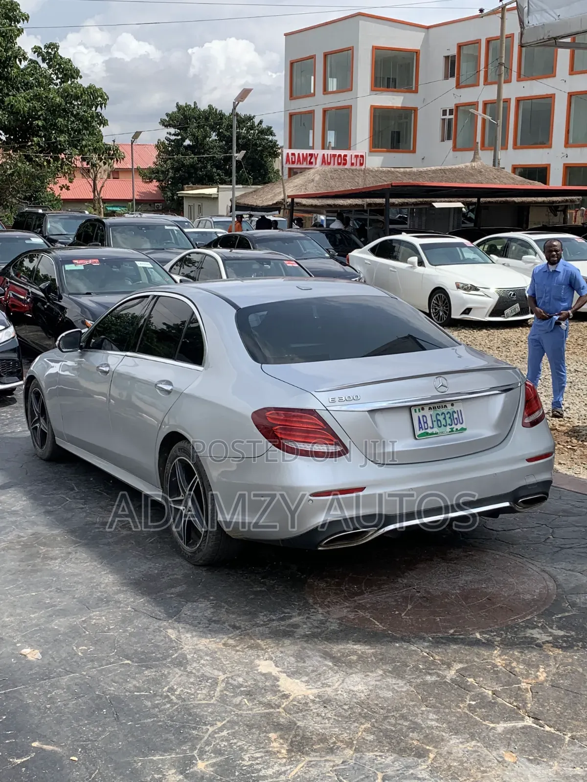 Mercedes-Benz E300 2017 Silver