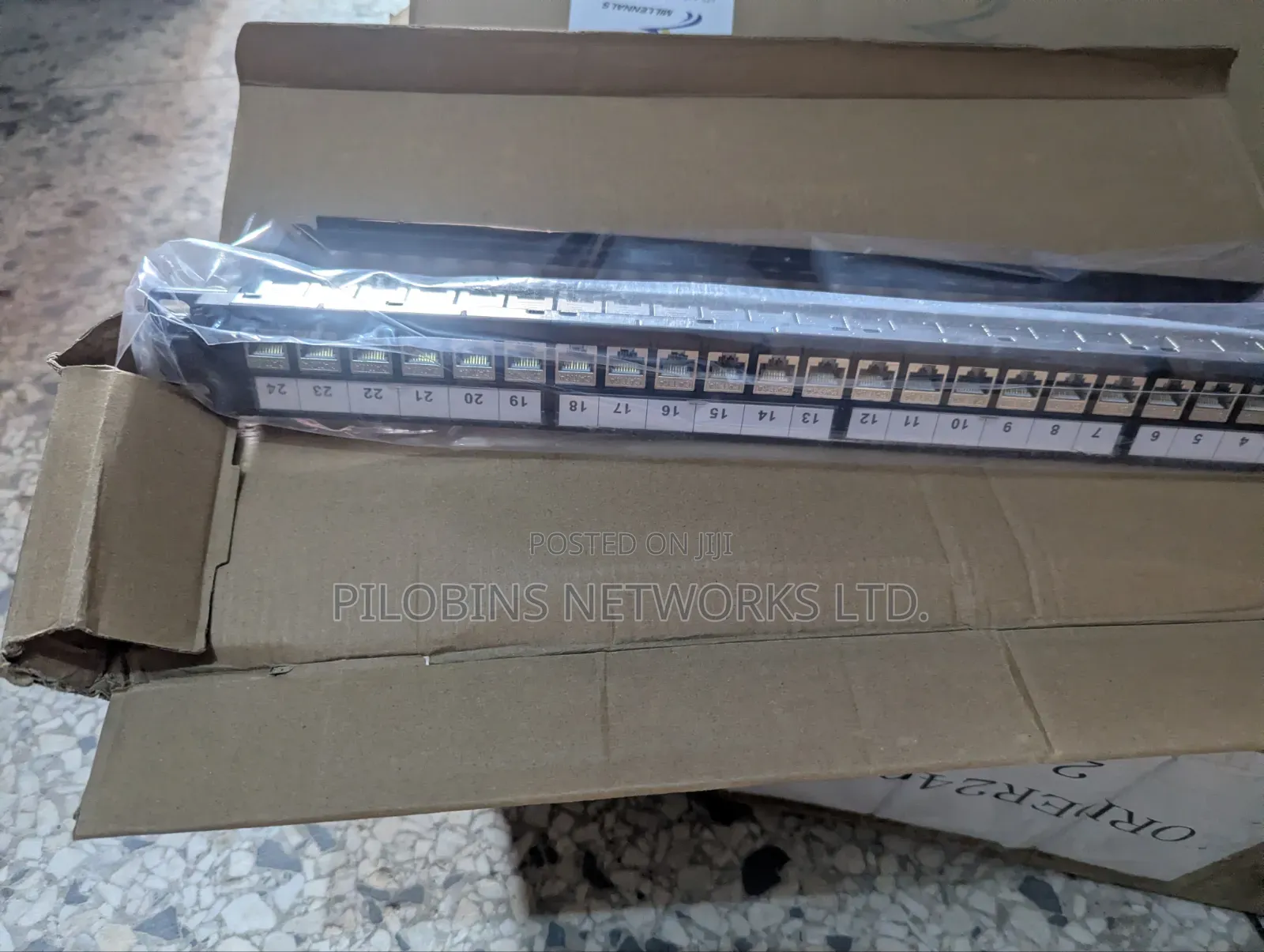 MILLENNALS 24ports Cat6A UTP Patch Panels