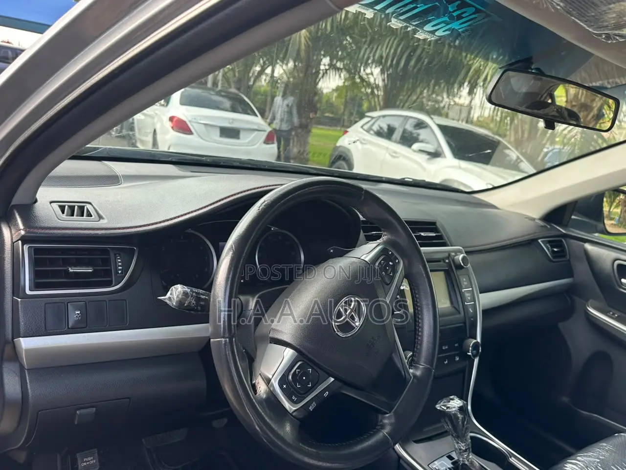 Toyota Camry SE 4dr Sedan (2.5L 4cyl 6A) 2016 Silver