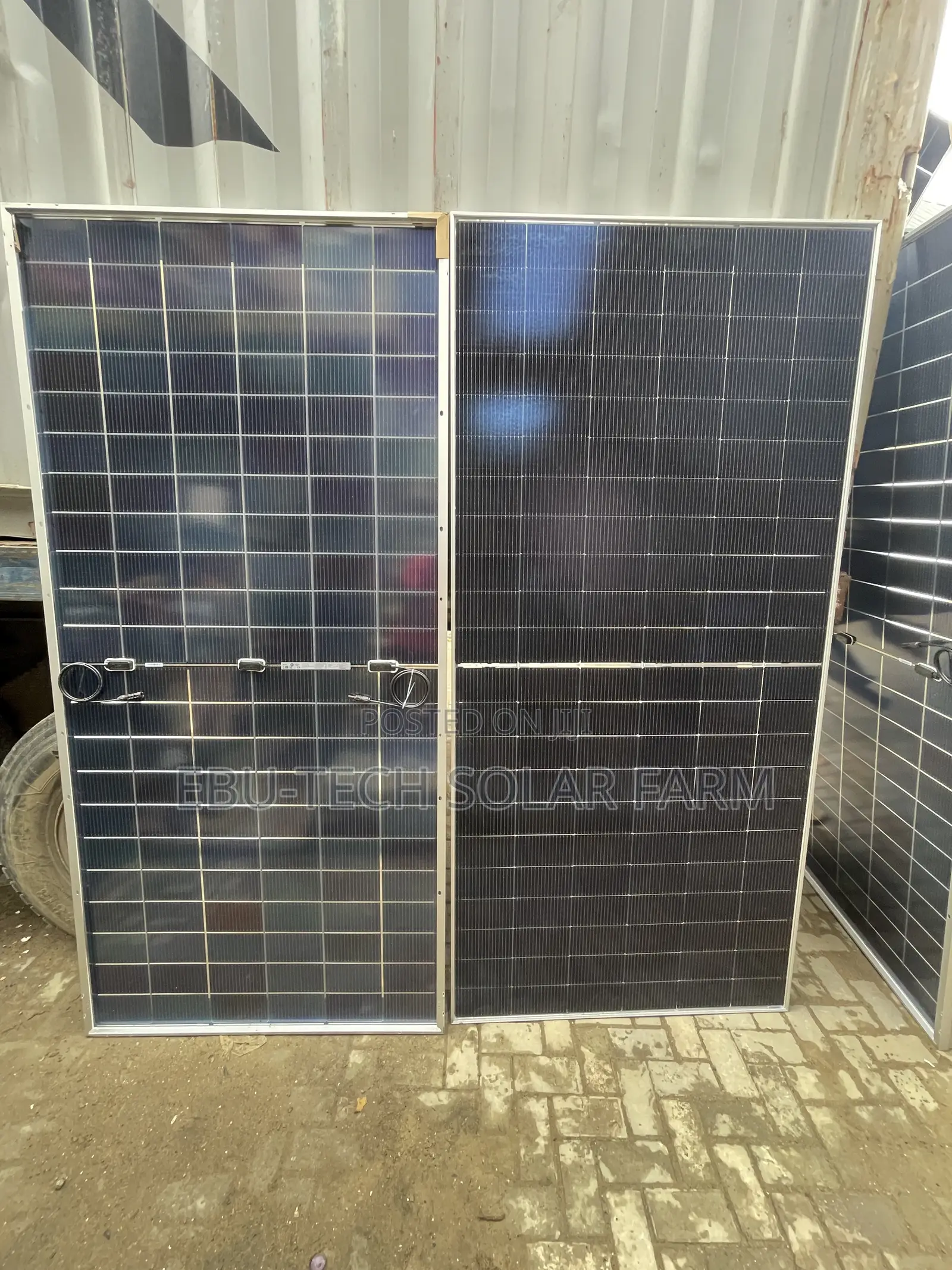 Original 620w Jinko Monoficial Panel
