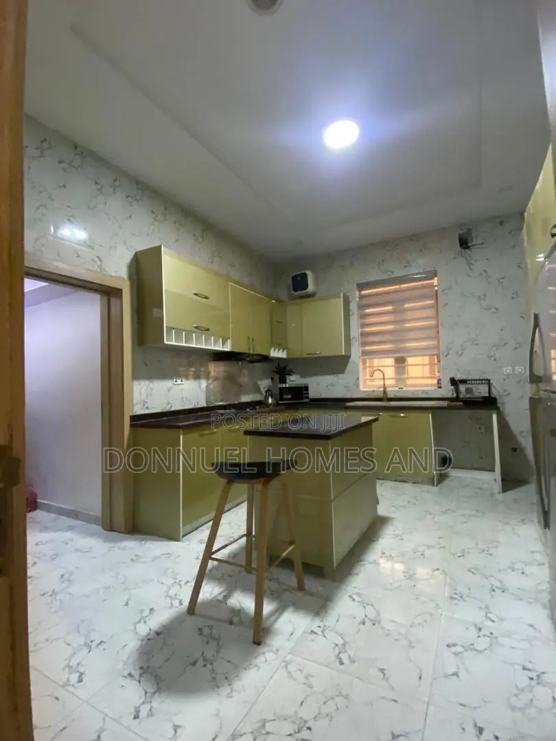 Furnished 5bdrm Duplex in Ikota for rent