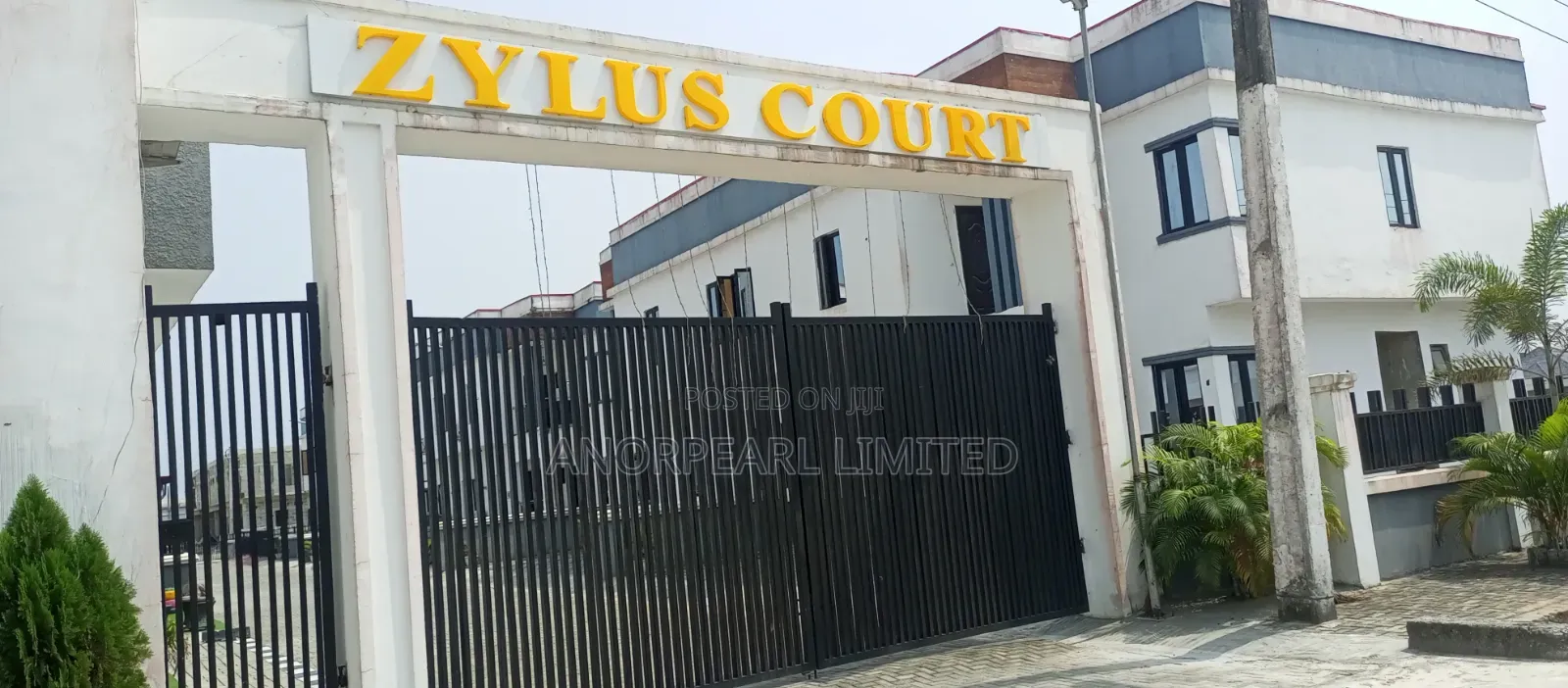 Furnished 3bdrm Duplex in Zylus Court, Lekki Expressway for sale