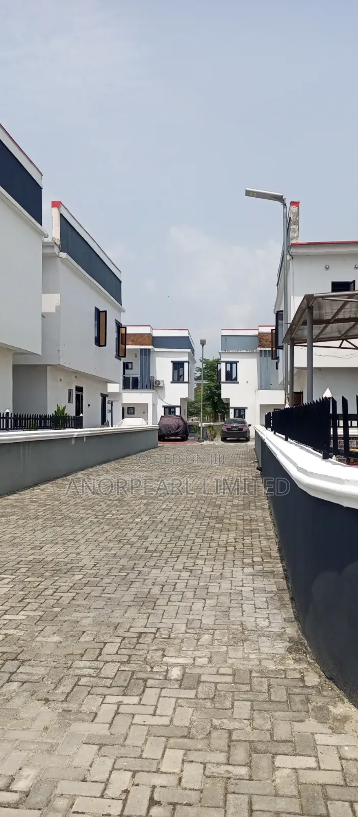 Furnished 3bdrm Duplex in Zylus Court, Lekki Expressway for sale