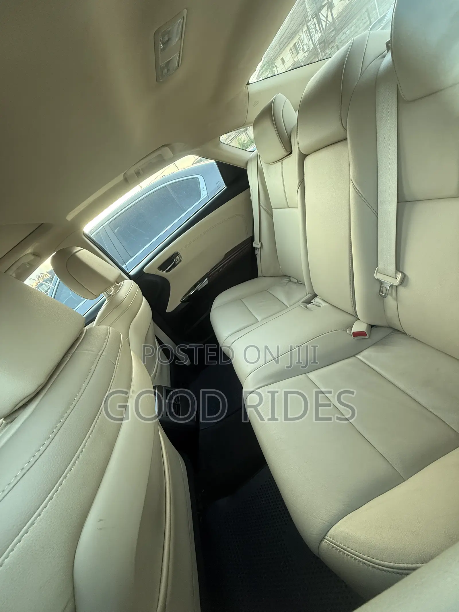 Toyota Avalon Limited Sedan FWD (3.5L 6cyl 6A) 2013 Green