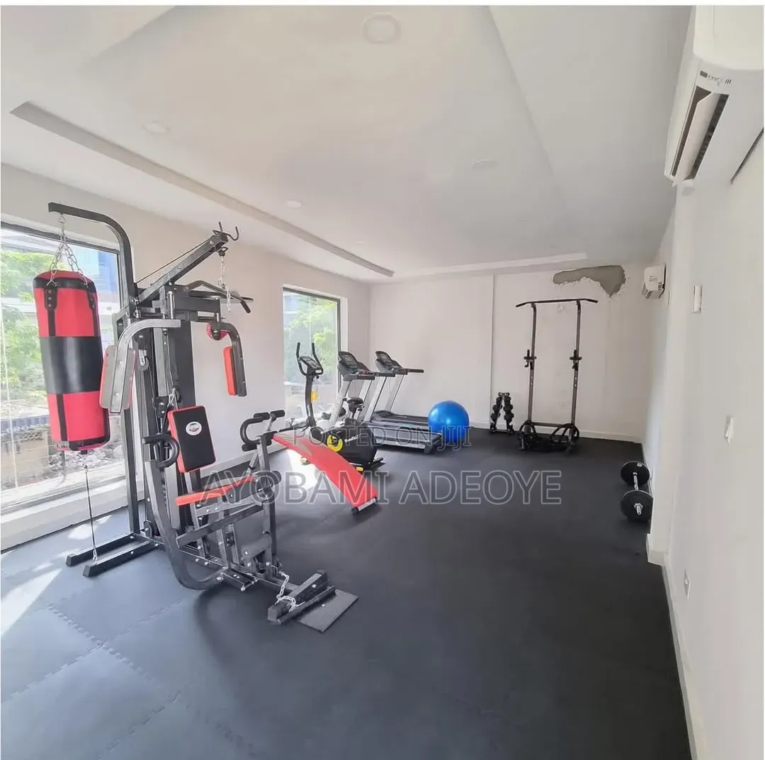 Furnished 3bdrm Apartment in Ikoyi Heights, Falomo for rent
