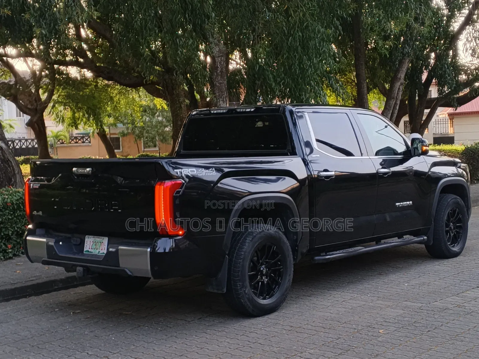Toyota Tundra 2024 Black