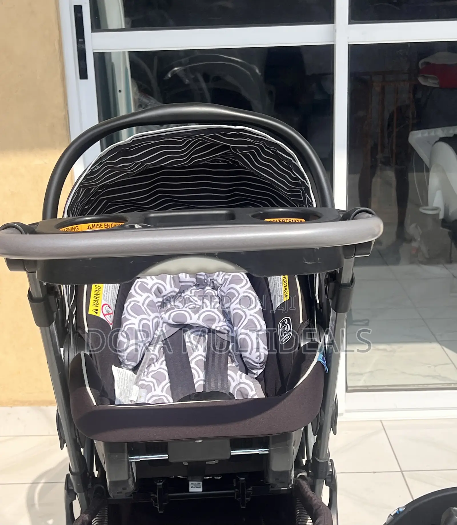 Graco 3in1 Carrier, Car Seat, Stroller Complete Travel System