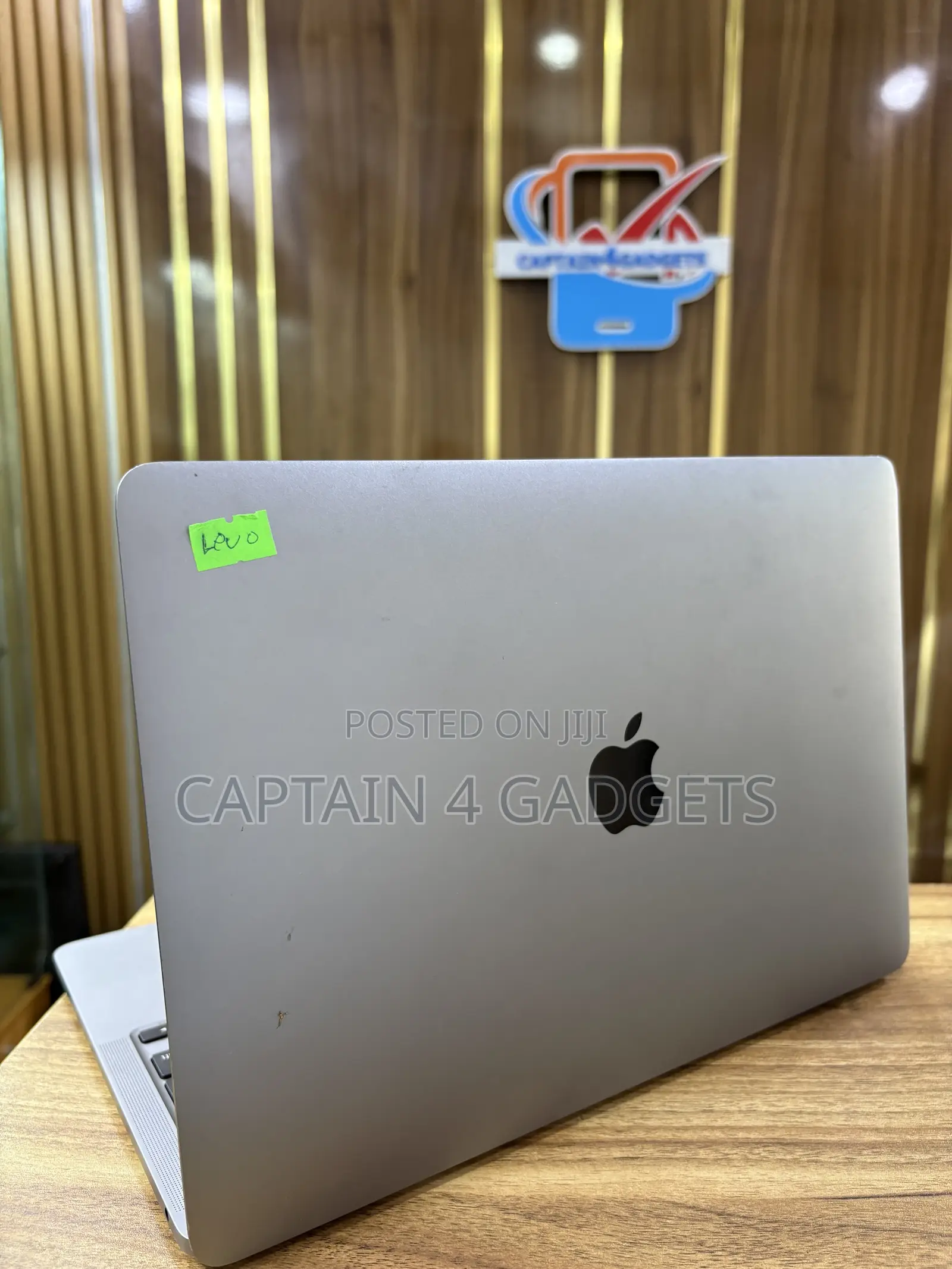 Laptop Apple MacBook Pro 2020 M1 8GB Apple M1 SSD 256GB