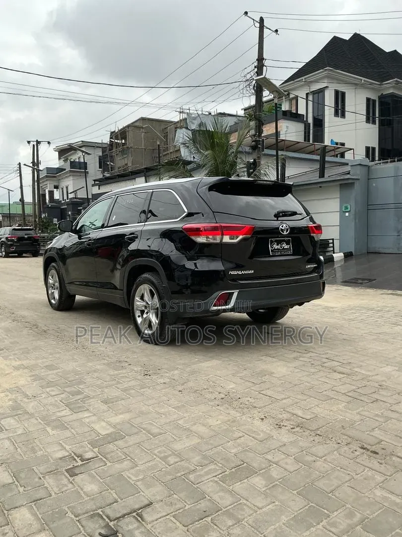 Toyota Highlander 2017 Black