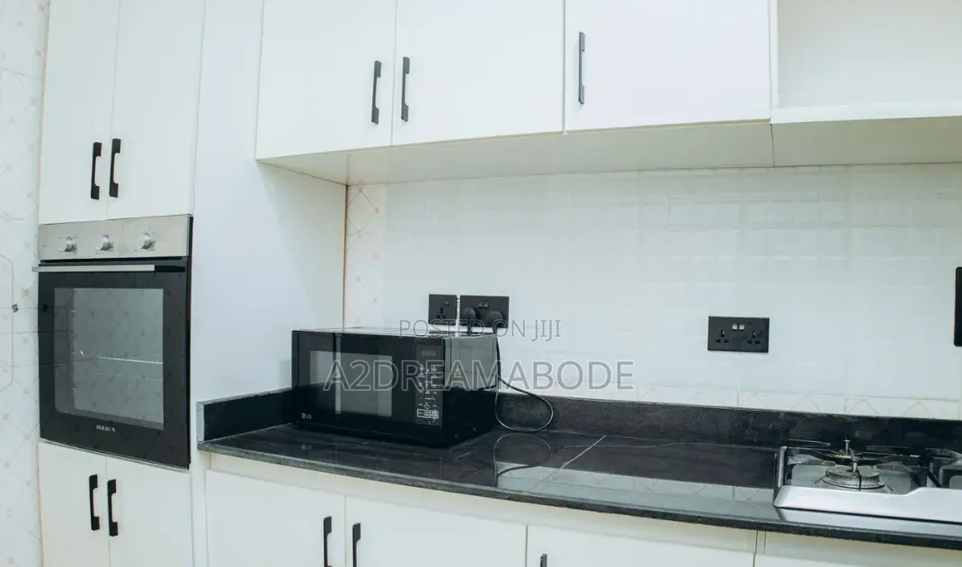 Furnished 3bdrm Apartment in Ikeja, Adeniyi Jones for sale