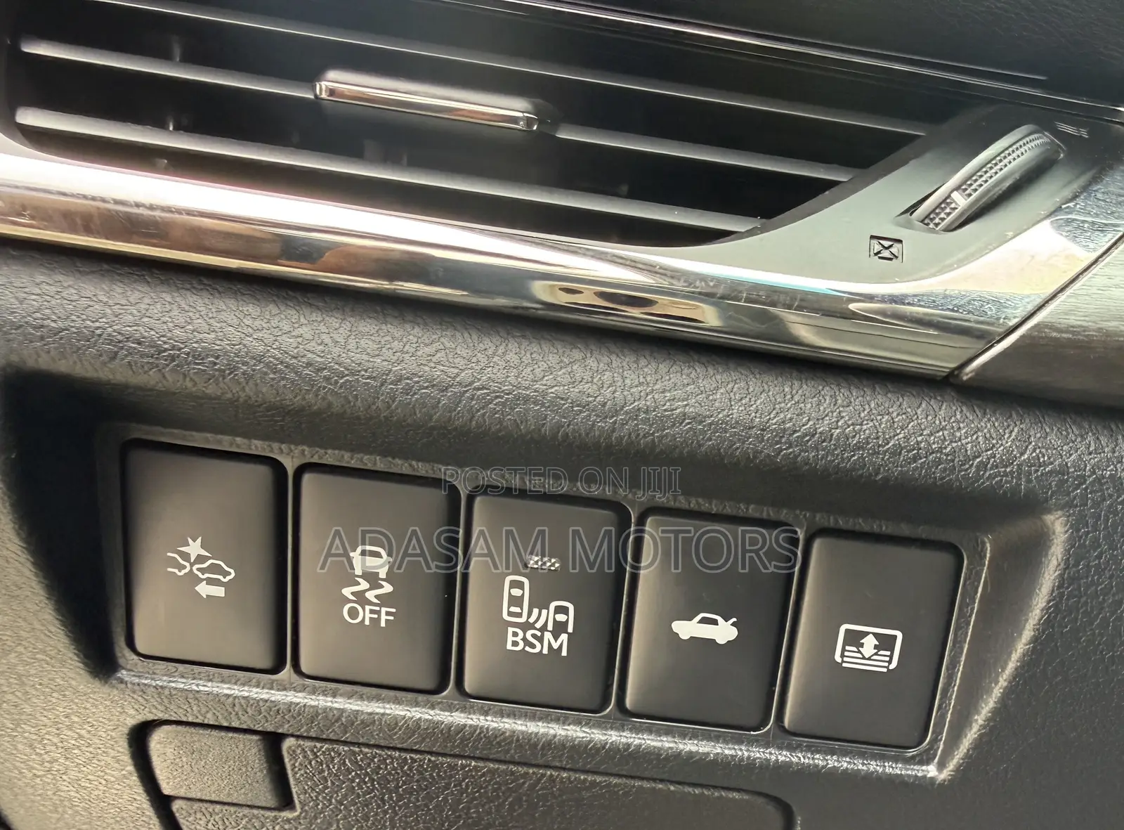 Toyota Avalon Limited Sedan FWD (3.5L 6cyl 6A) 2017 Black
