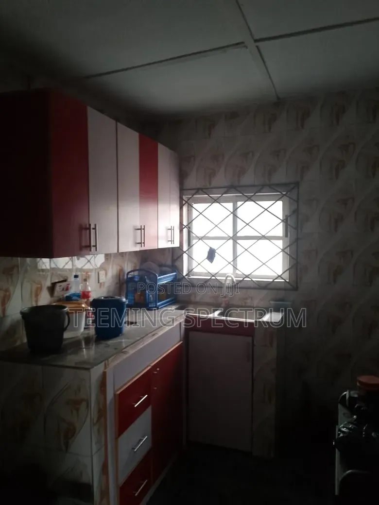 4bdrm Apartment in Benin City for rent