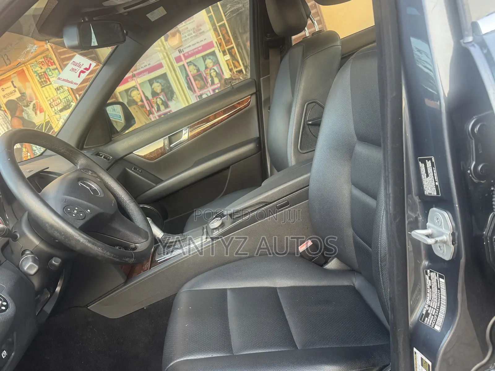 Mercedes-Benz C300 Luxury Sedan RWD (3.0L 6cyl 7A) 2009 Gray