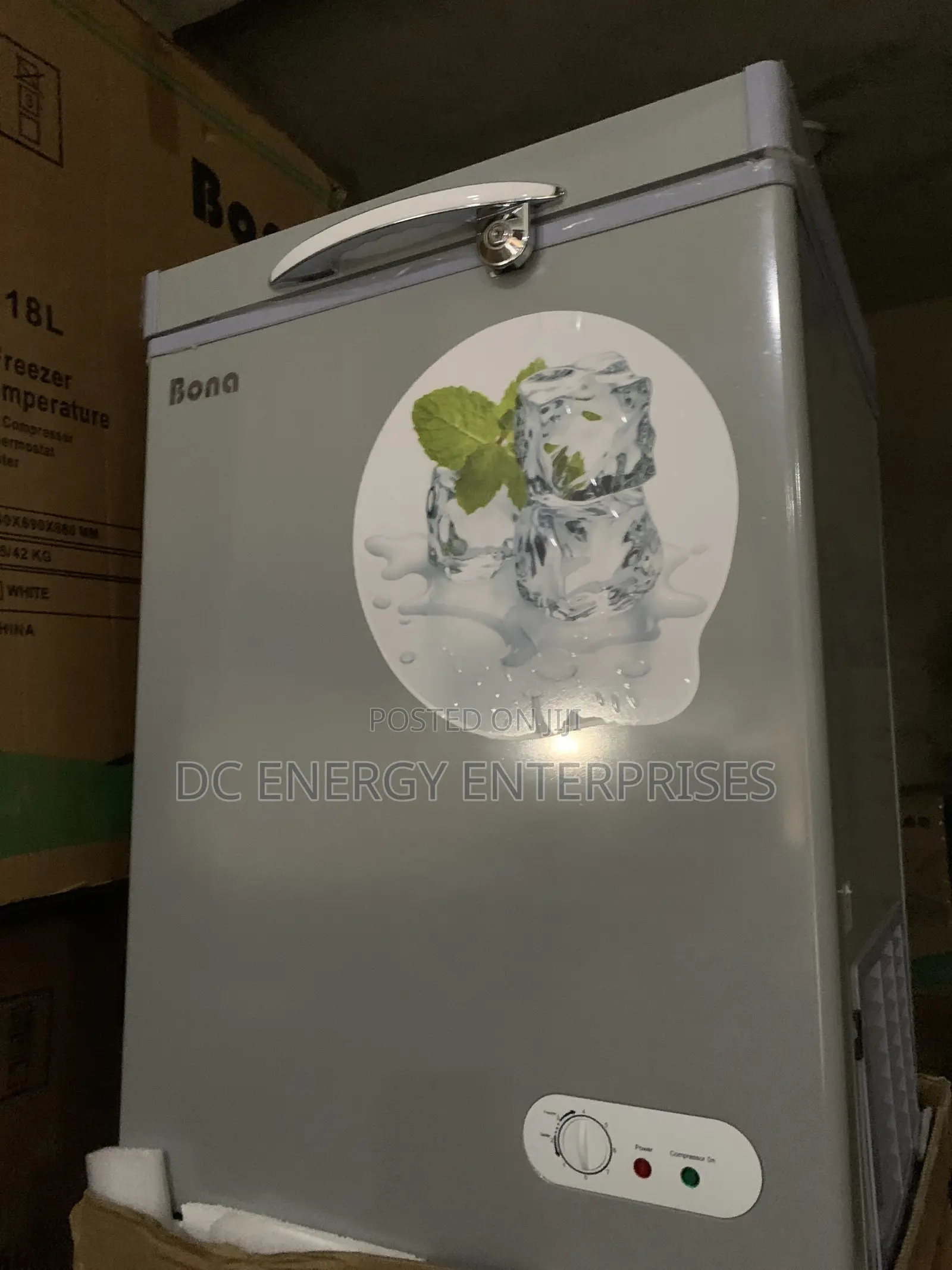 118l Bona Solar Fridge