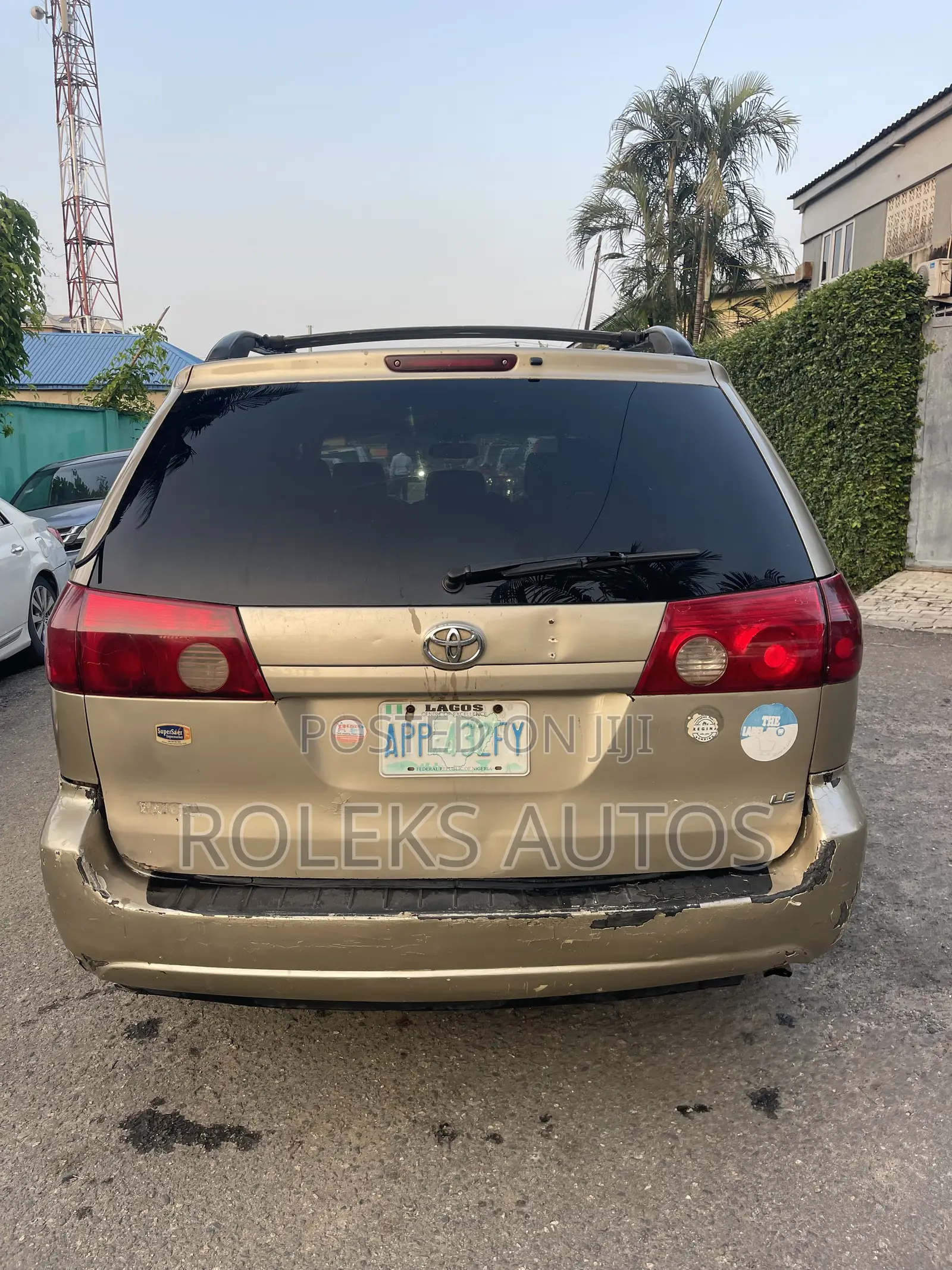 Toyota Sienna LE AWD 2008 Gold