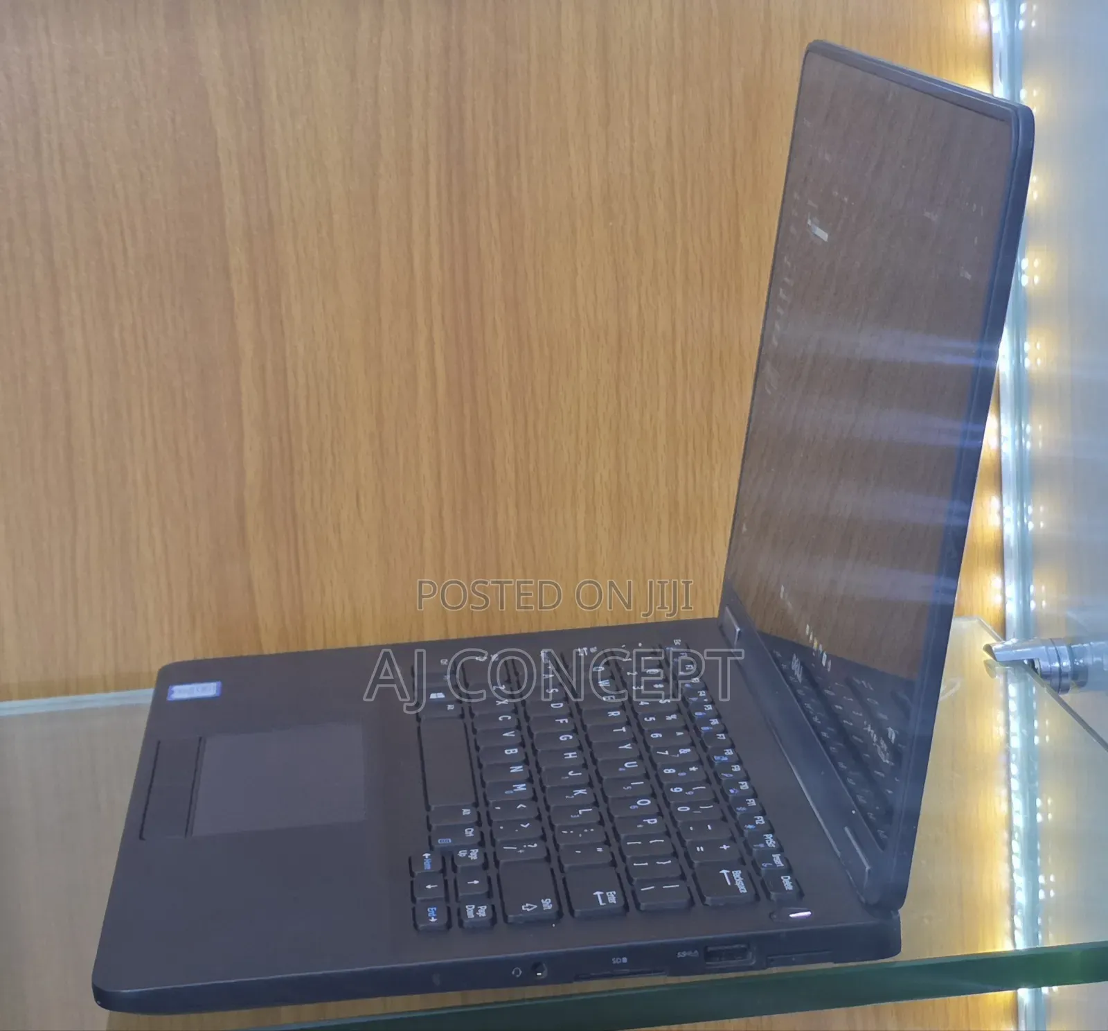 Laptop Dell Latitude E7270 8GB Intel Core i5 SSD 256GB