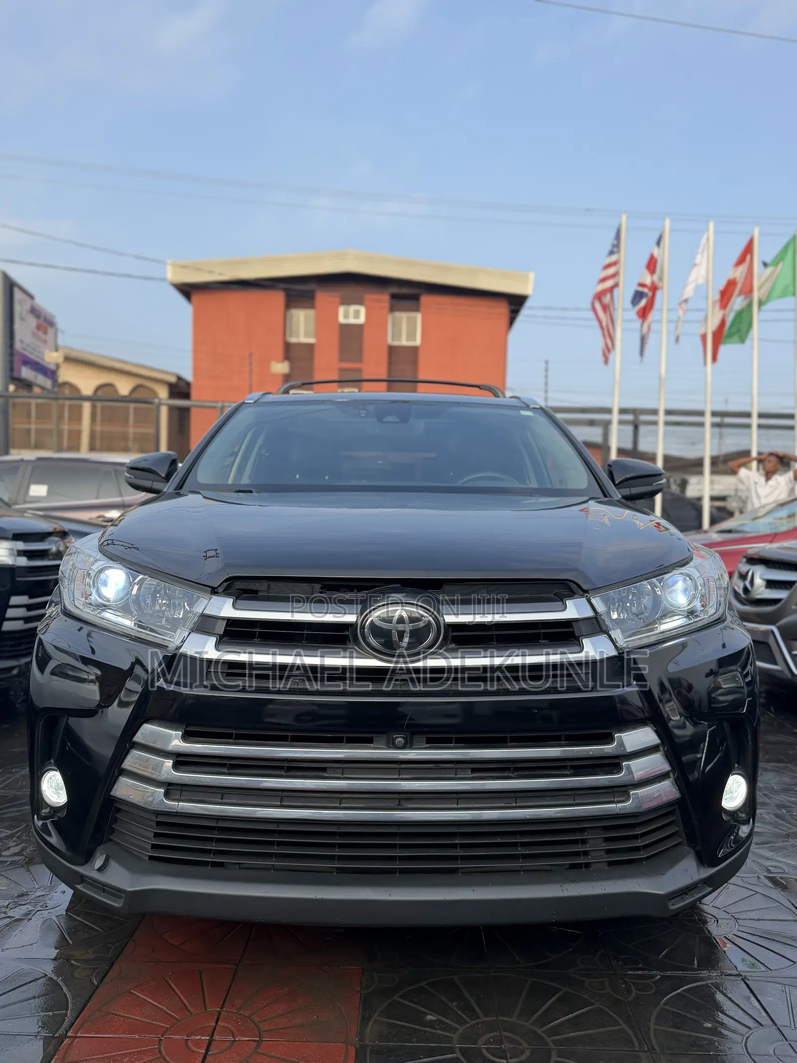 Toyota Highlander Limited Platinum 4x2 V6 (3.5L 6cyl 8A) 2018 Black