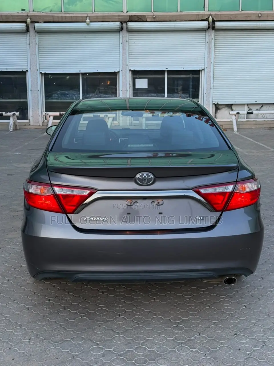 Toyota Camry SE 4dr Sedan (2.5L 4cyl 6A) 2016 Gray