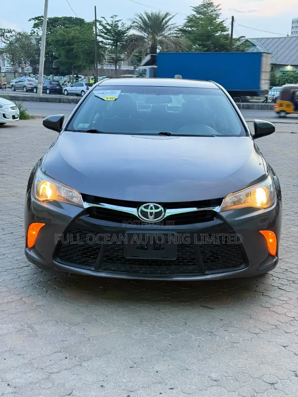 Toyota Camry SE 4dr Sedan (2.5L 4cyl 6A) 2016 Gray