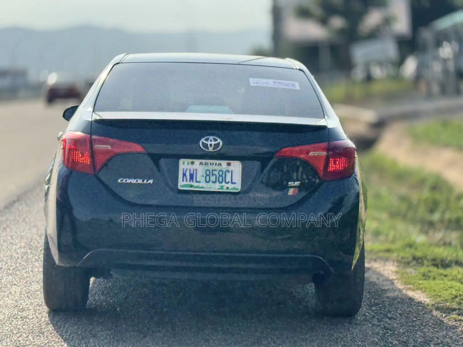 Toyota Corolla SE 4dr Sedan (1.8L 4cyl CVT) 2017 Black