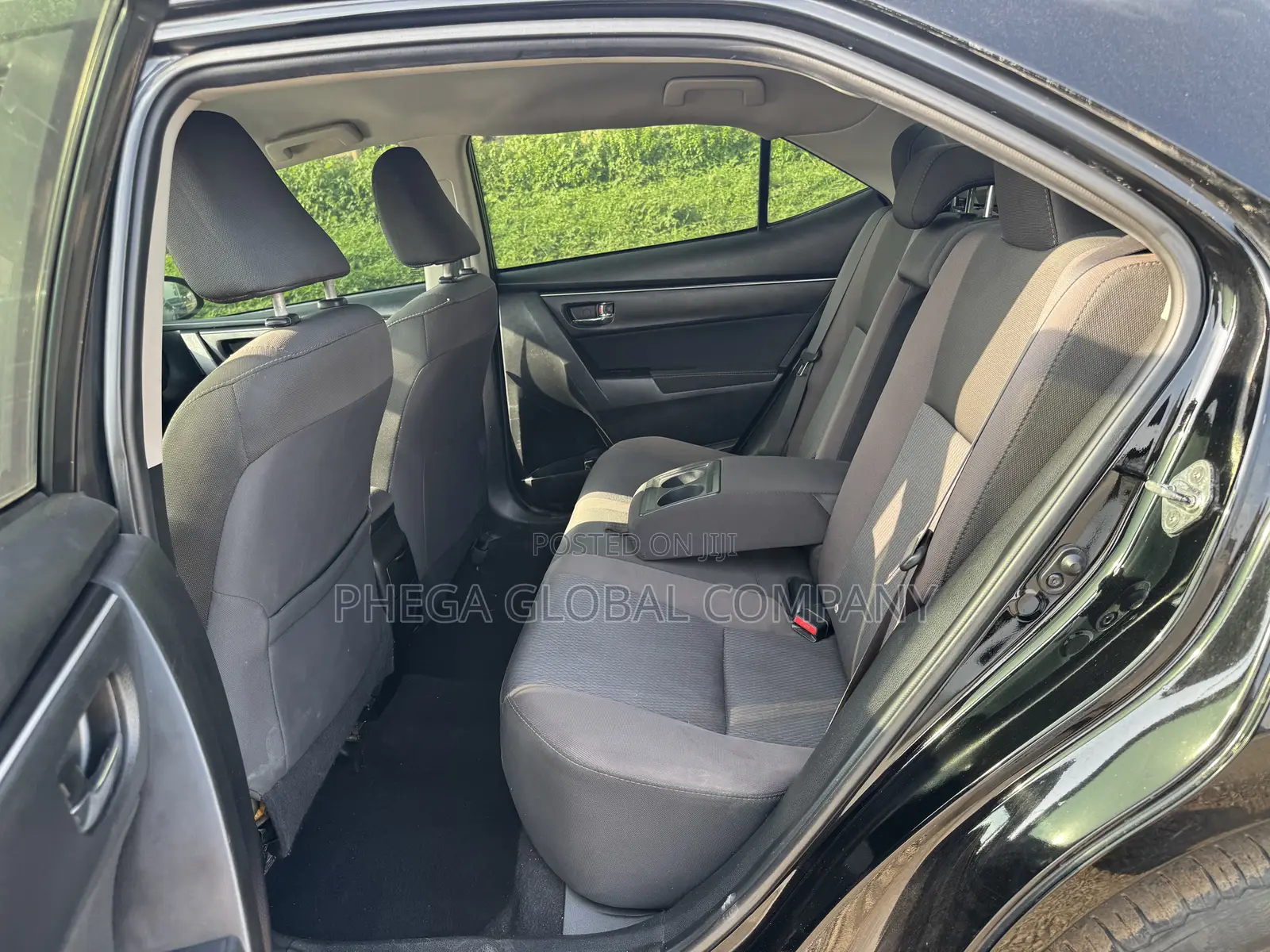 Toyota Corolla SE 4dr Sedan (1.8L 4cyl CVT) 2017 Black