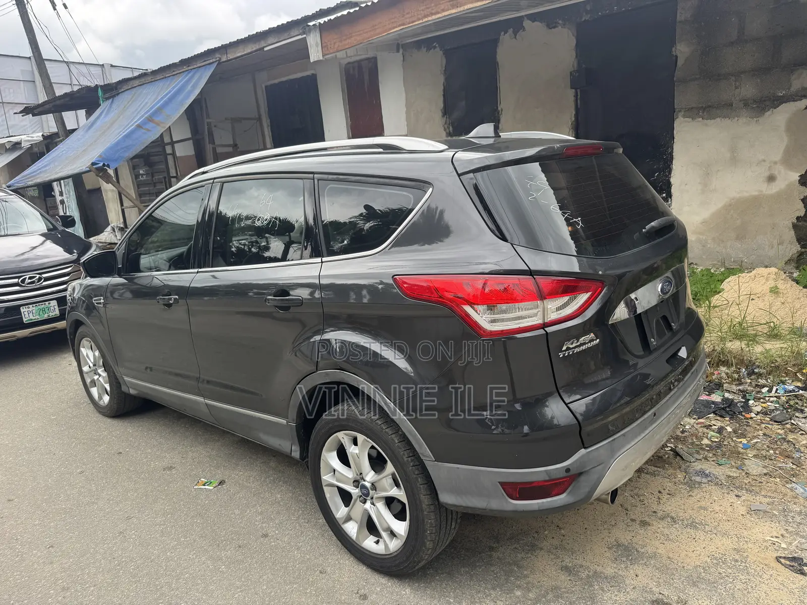 Ford Escape Titanium FWD 2016 Gray