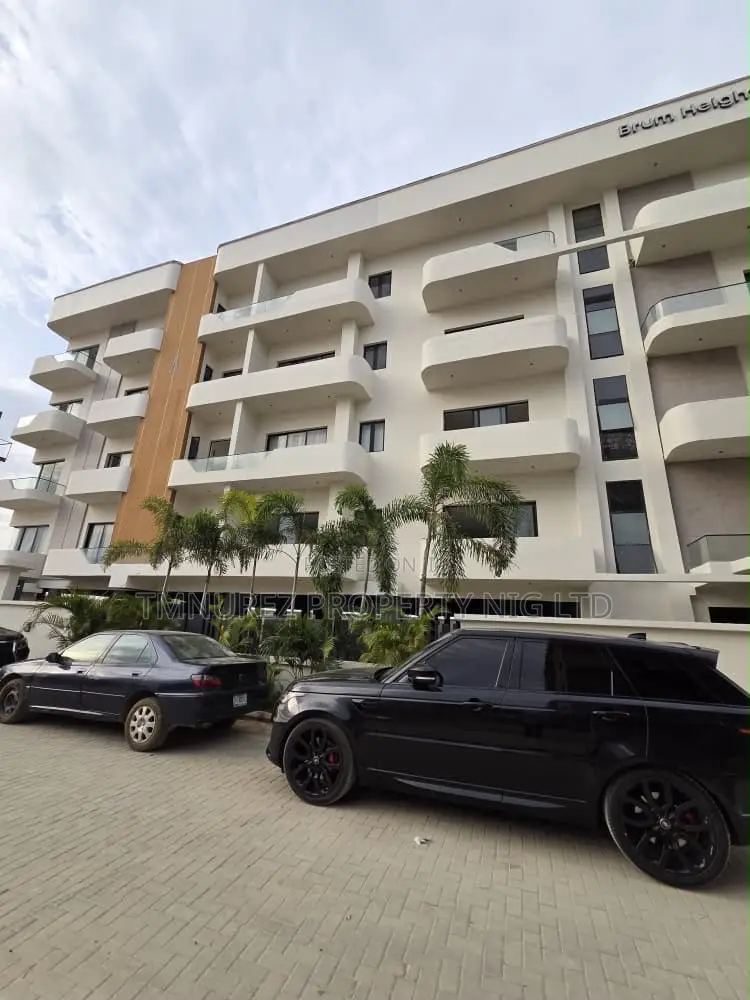 2bdrm Apartment in Lekki Phase 1 for sale
