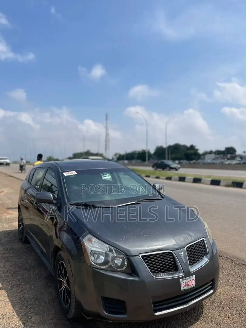 Pontiac Vibe 1.8L 2009 Black