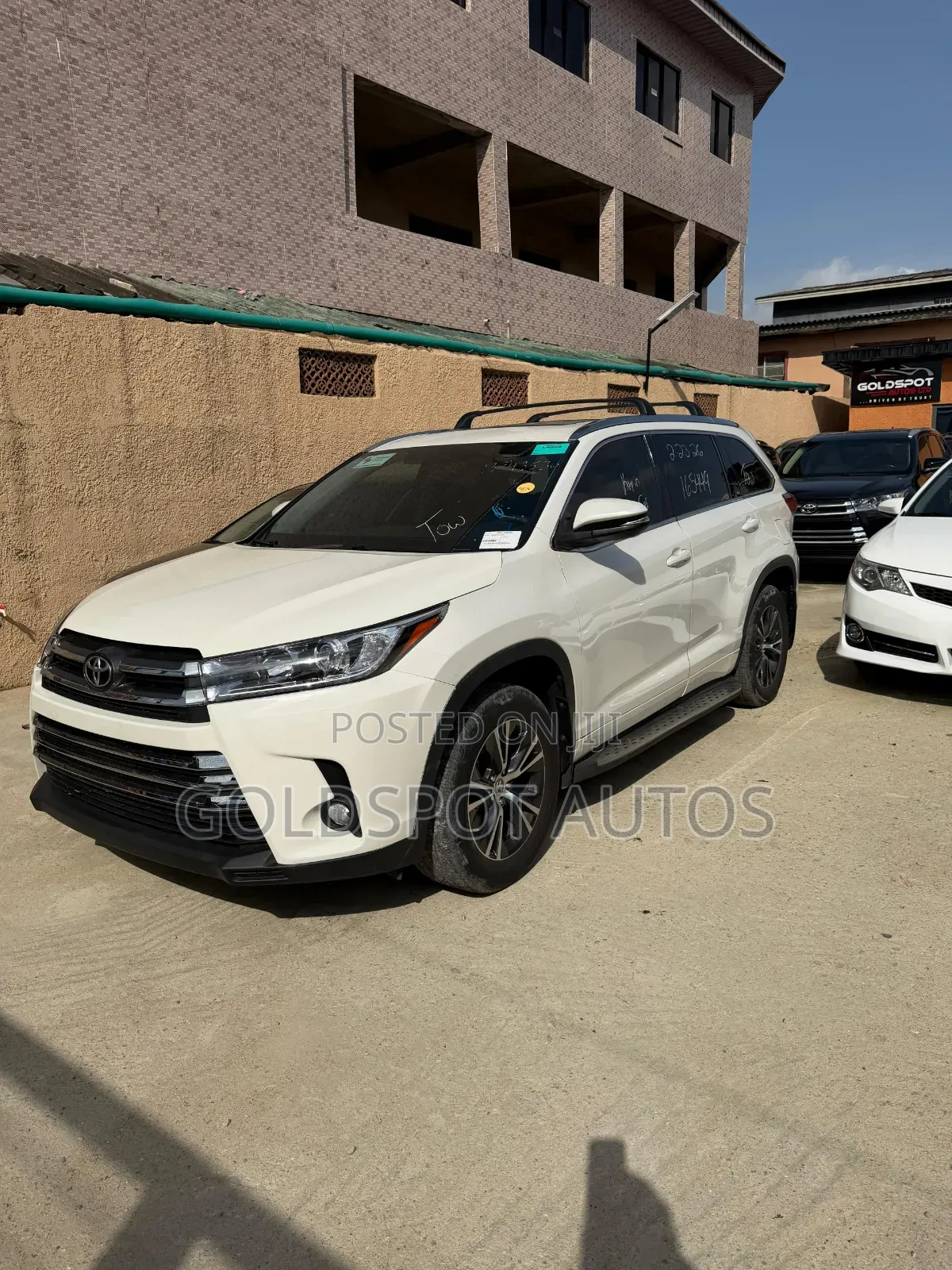 Toyota Highlander XLE V6 4x4 (3.5L 6cyl 6A) 2016 White