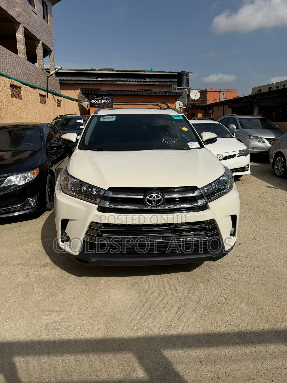 Toyota Highlander XLE V6 4x4 (3.5L 6cyl 6A) 2016 White