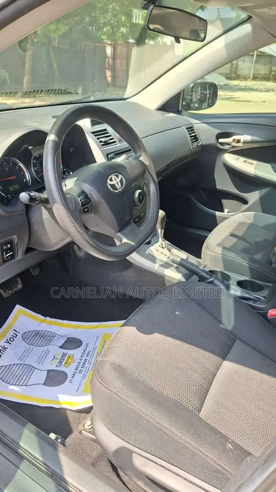 Toyota Corolla S 4dr Sedan (1.8L 4cyl 4A) 2012 Gray