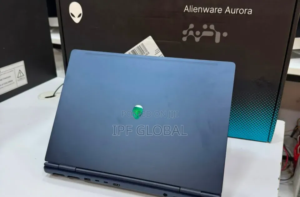 New Laptop Alienware 16x Aurora 32GB Intel Core Ultra 9 SSD 1T