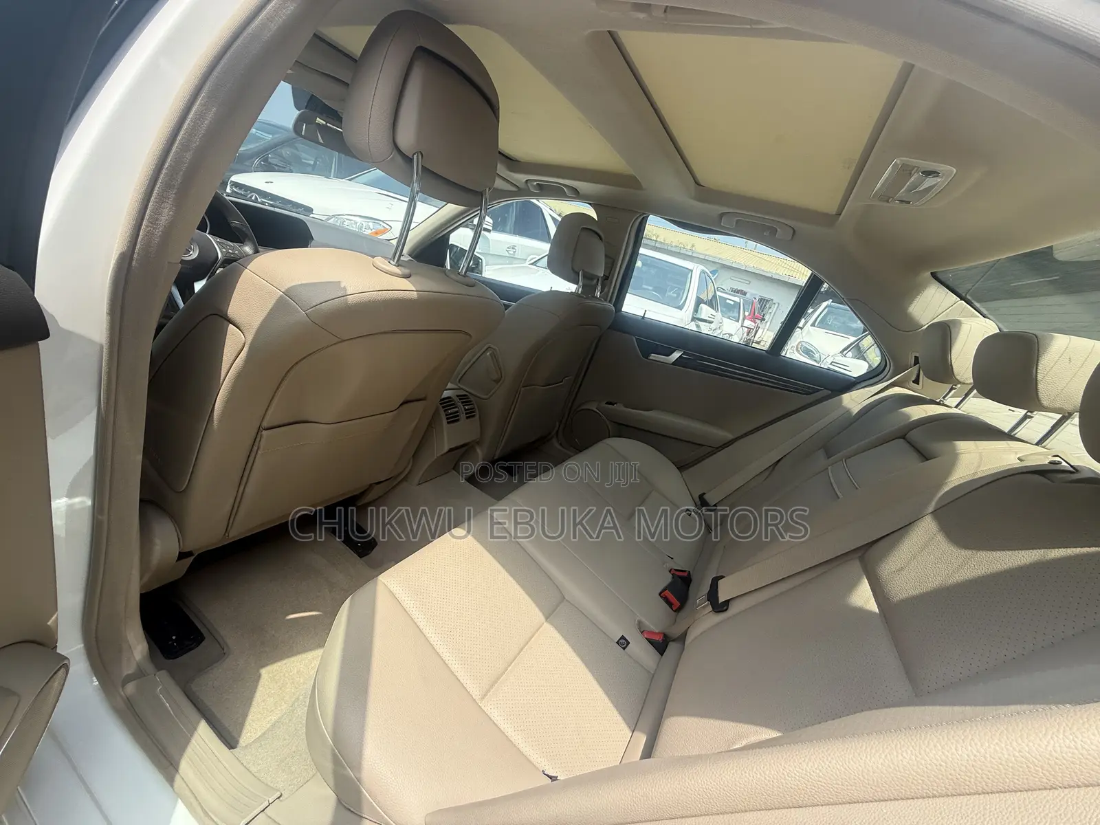 Mercedes-Benz C300 Luxury 4Matic Sedan AWD (3.5L 6cyl 7A) 2014 White