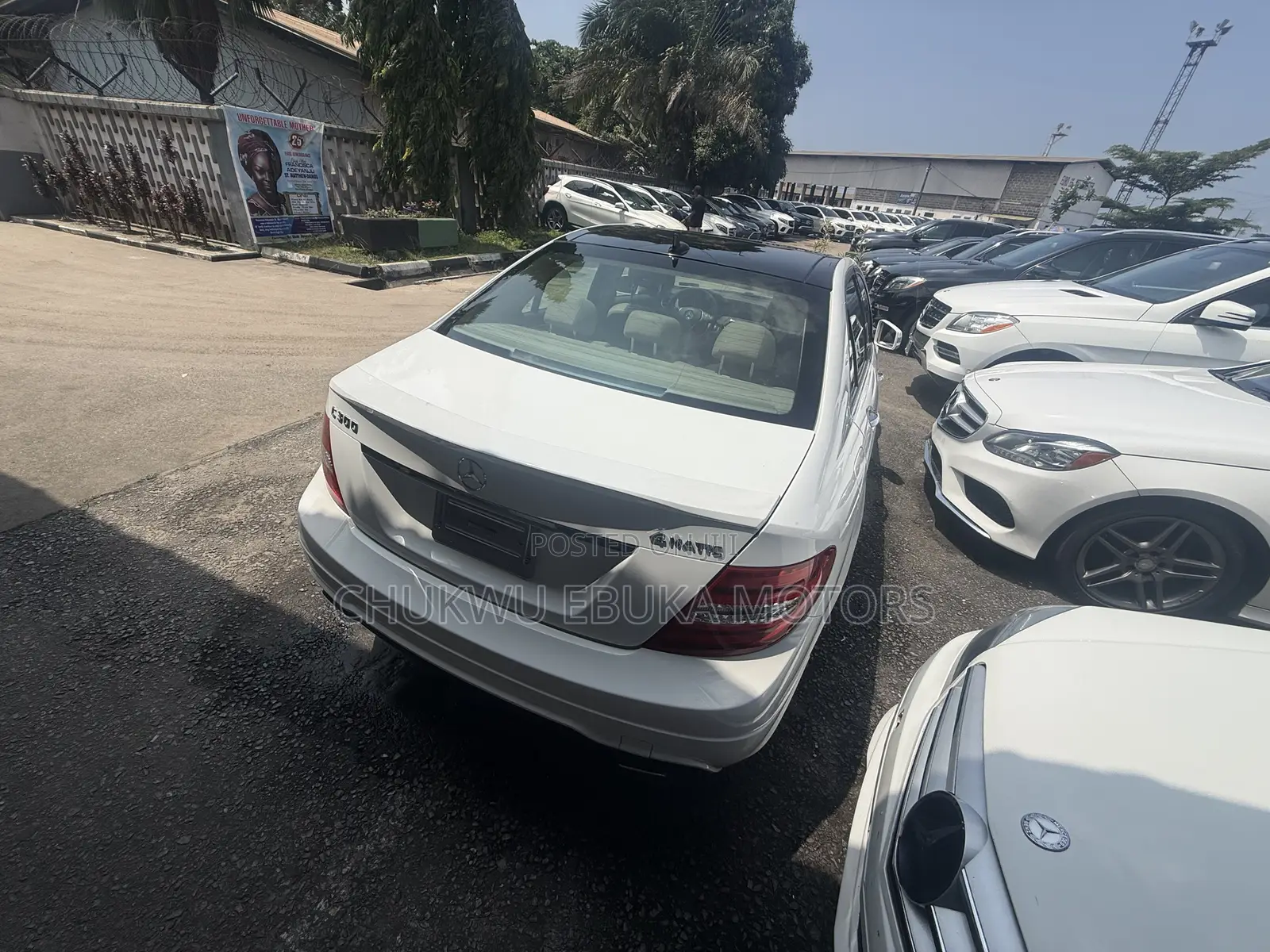 Mercedes-Benz C300 Luxury 4Matic Sedan AWD (3.5L 6cyl 7A) 2014 White