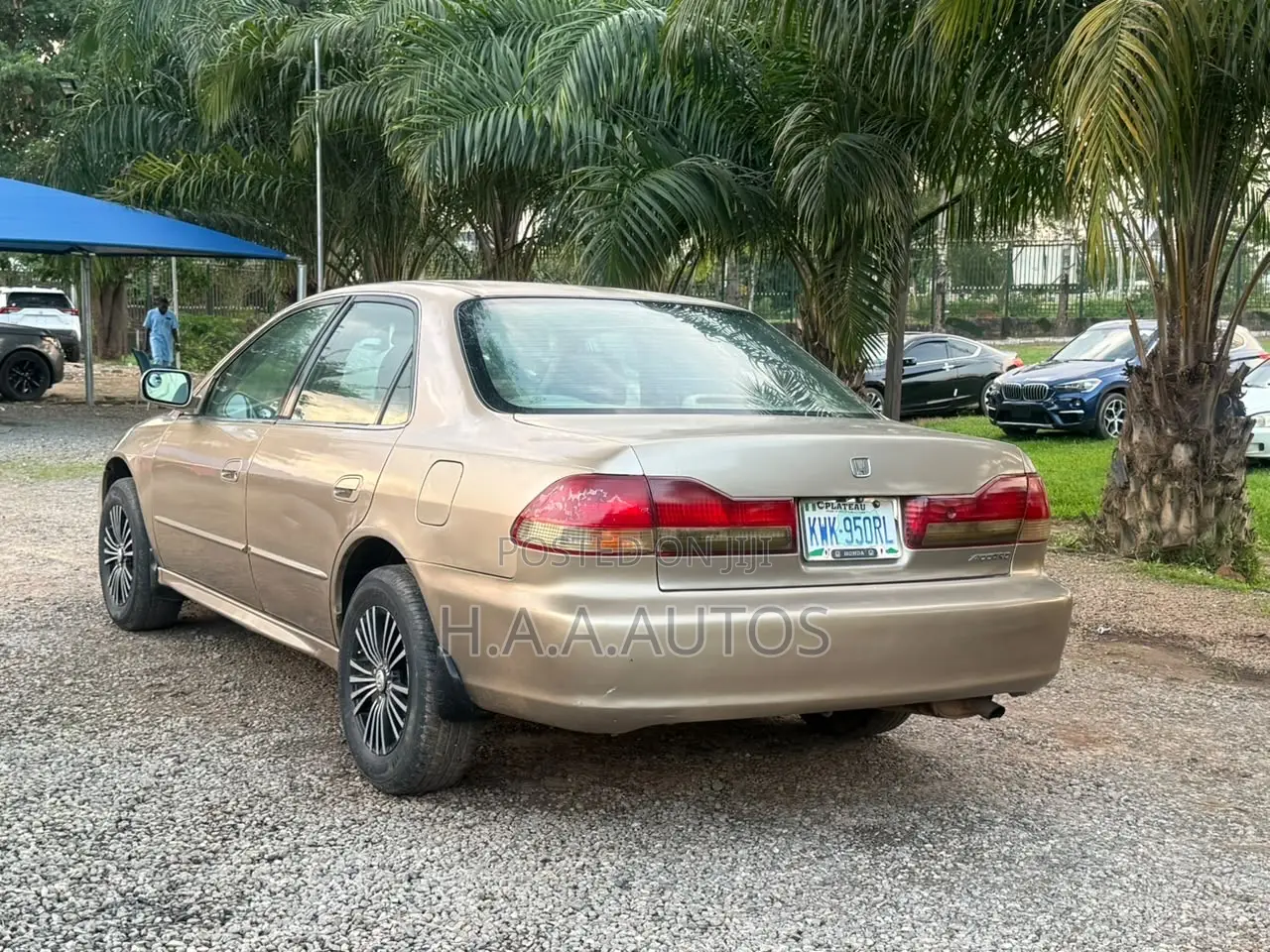 Honda Accord 2000 Gold
