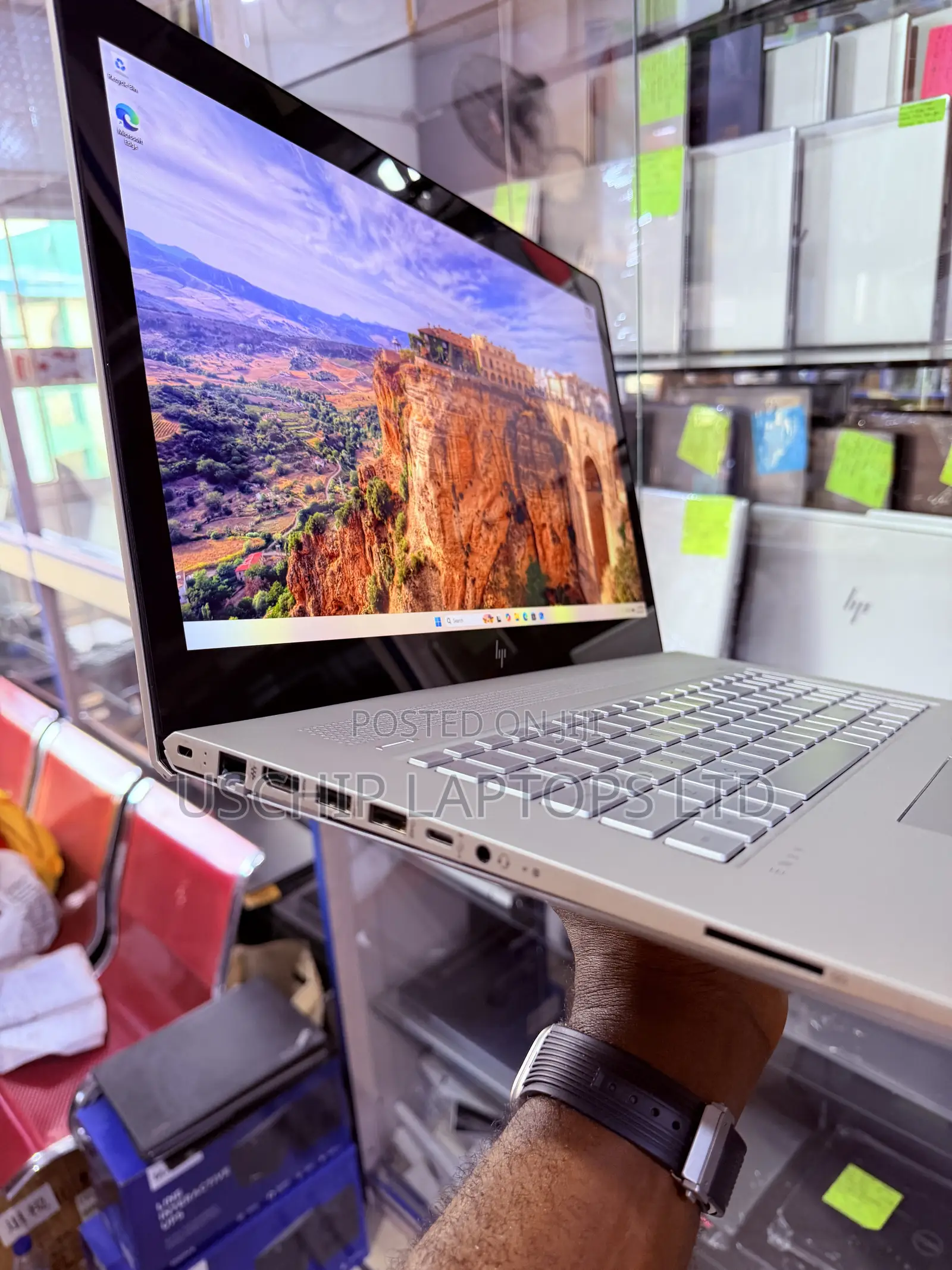 Laptop HP Envy 17t 8GB Intel Core i7 SSD 128GB