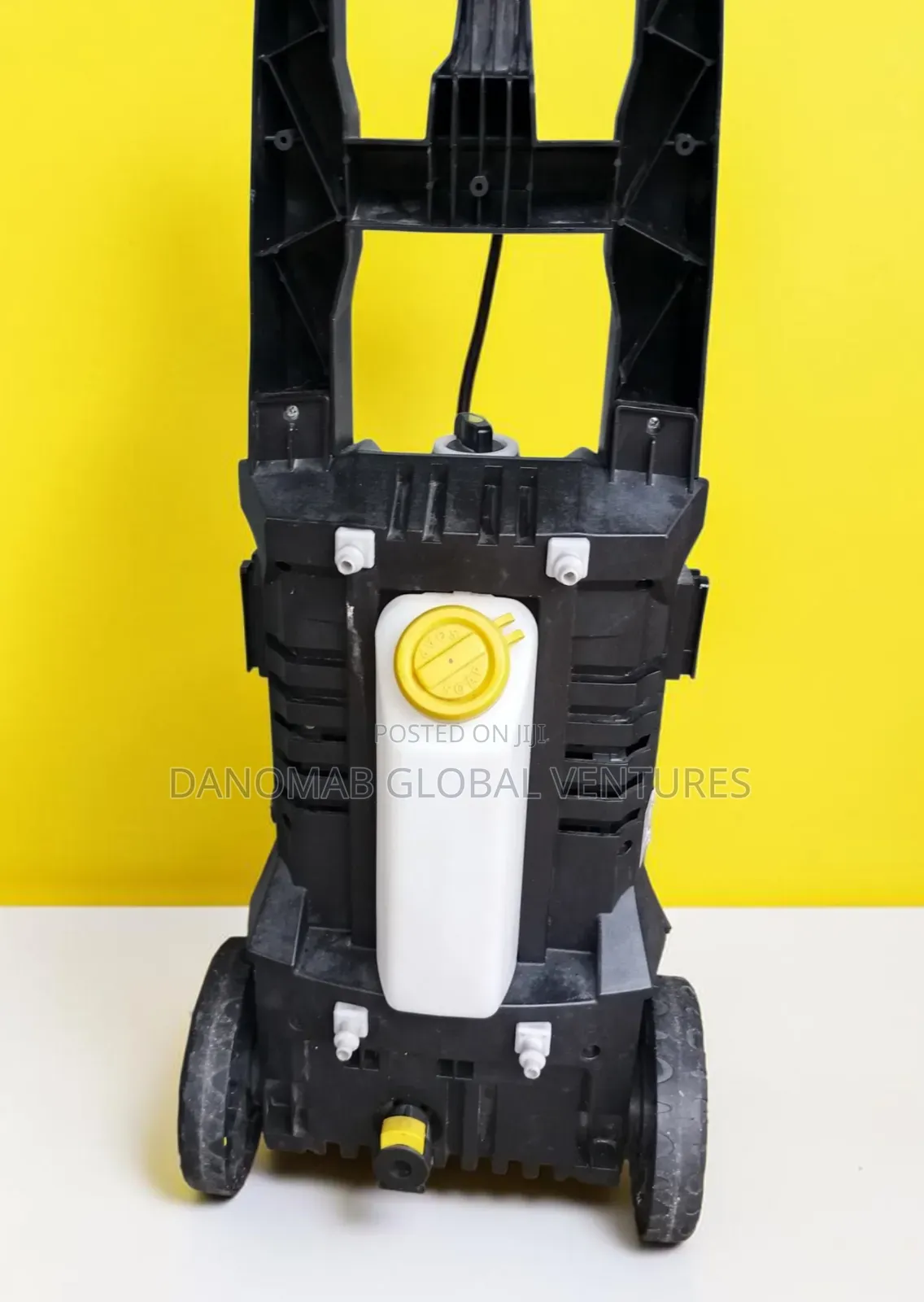 Papillon High Pressure Washer With Onboard Soap Container
