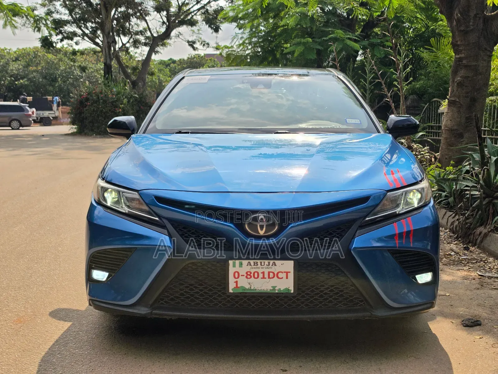 Toyota Camry 2018 Blue