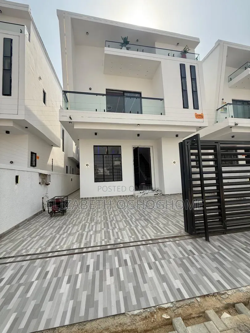 4bdrm Duplex in Ado / Ajah for sale