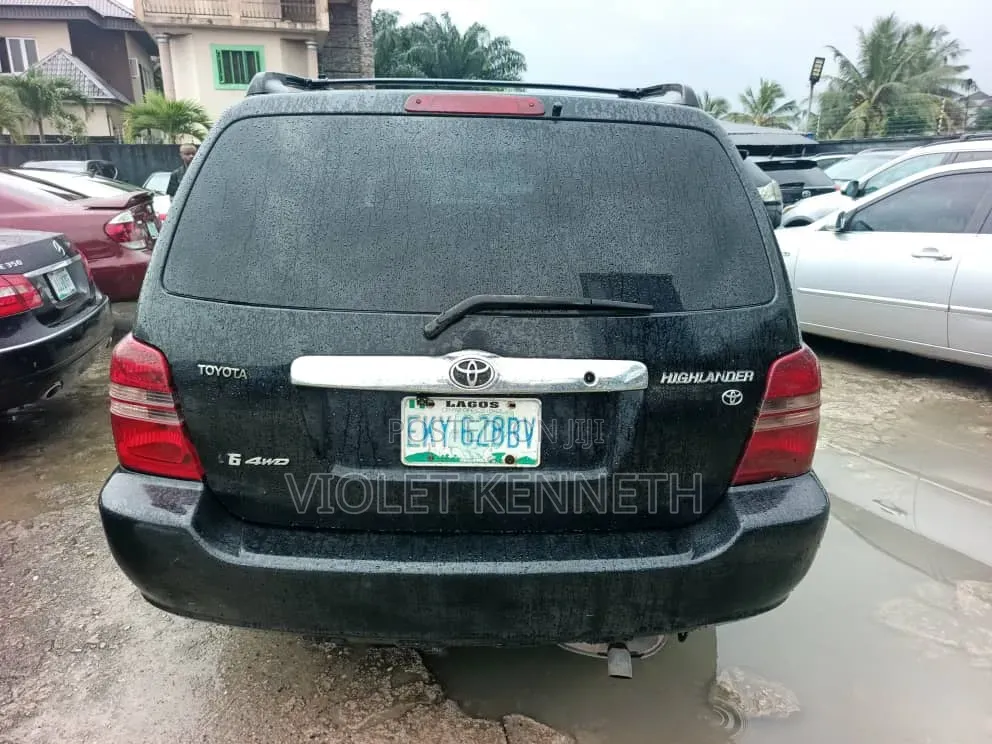 Toyota Highlander 2004 Black