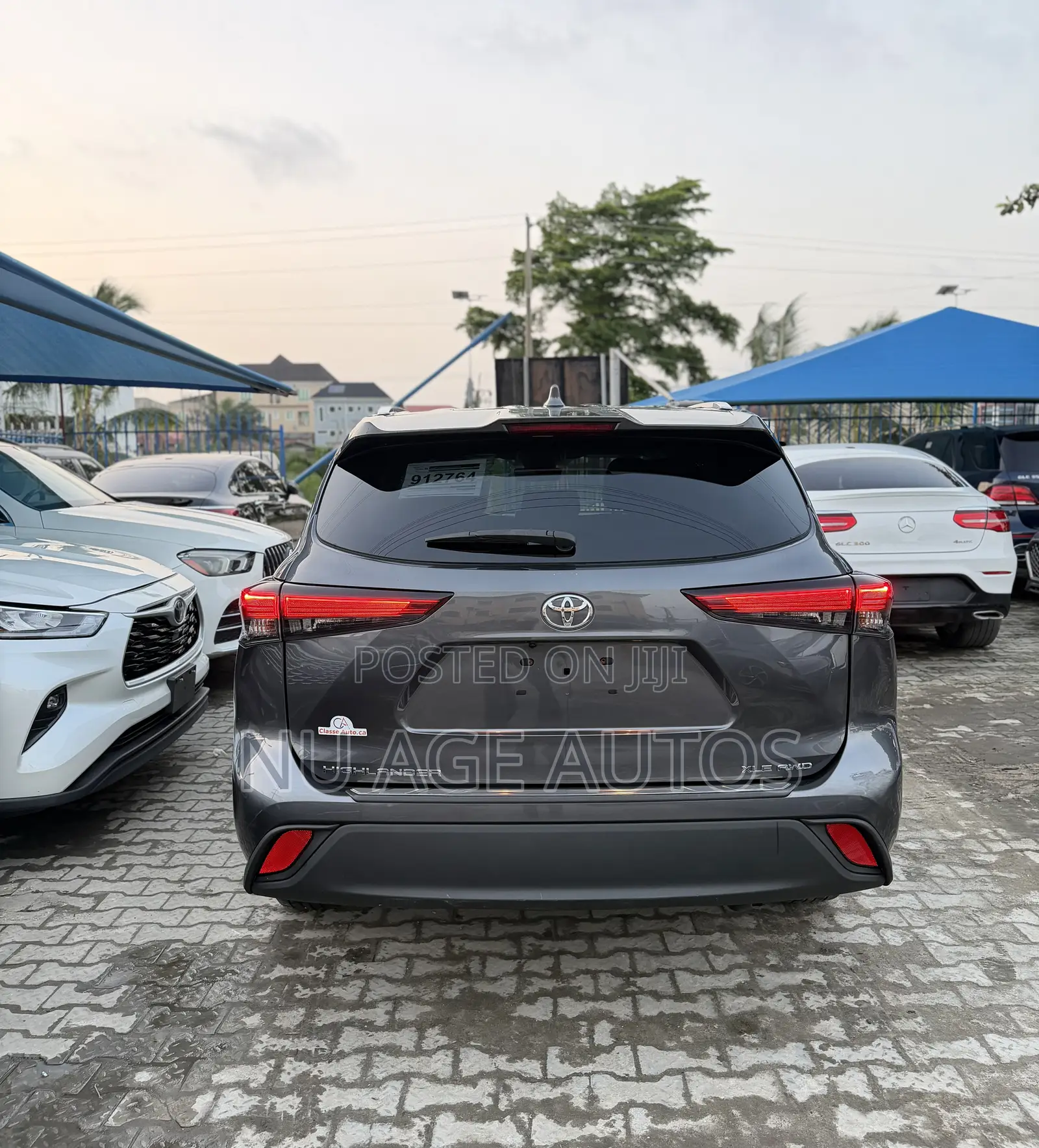 Toyota Highlander XLE AWD 2020 Gray