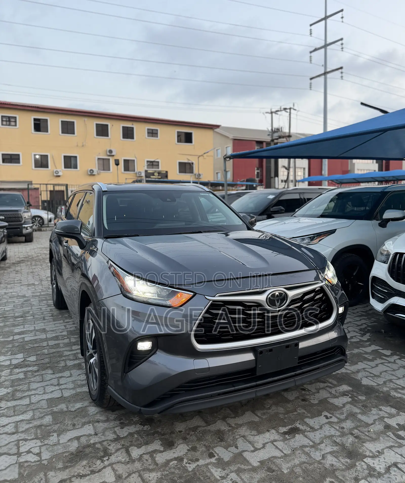 Toyota Highlander XLE AWD 2020 Gray