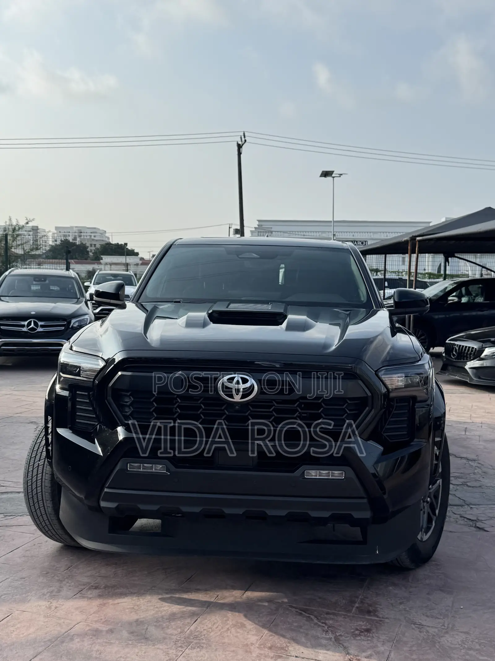 Toyota Tacoma 2024 Black