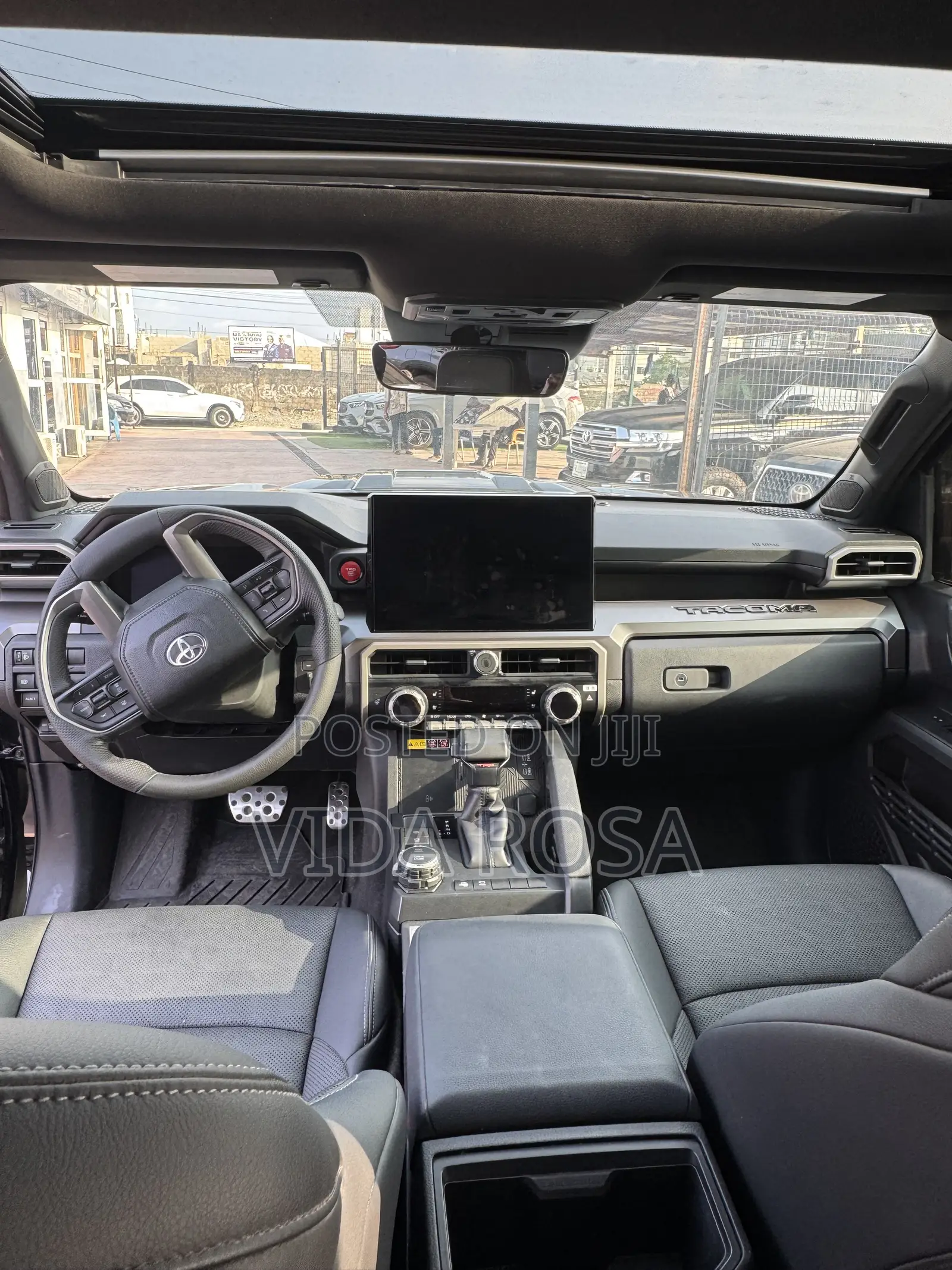 Toyota Tacoma 2024 Black