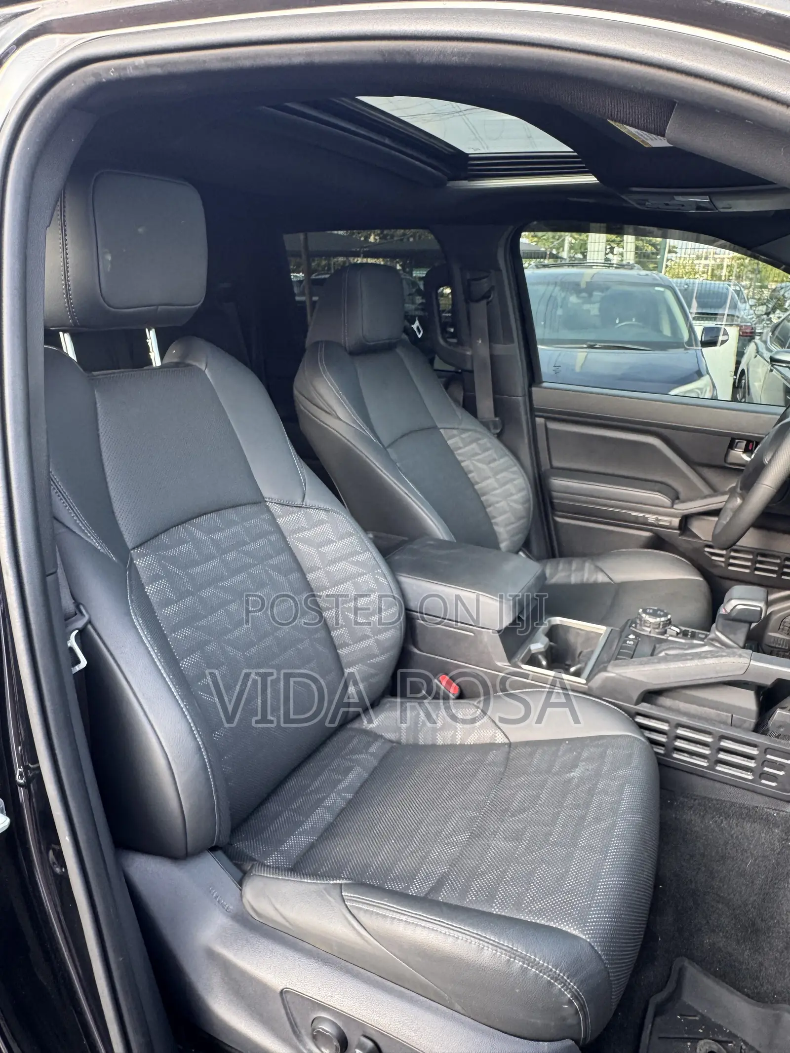 Toyota Tacoma 2024 Black