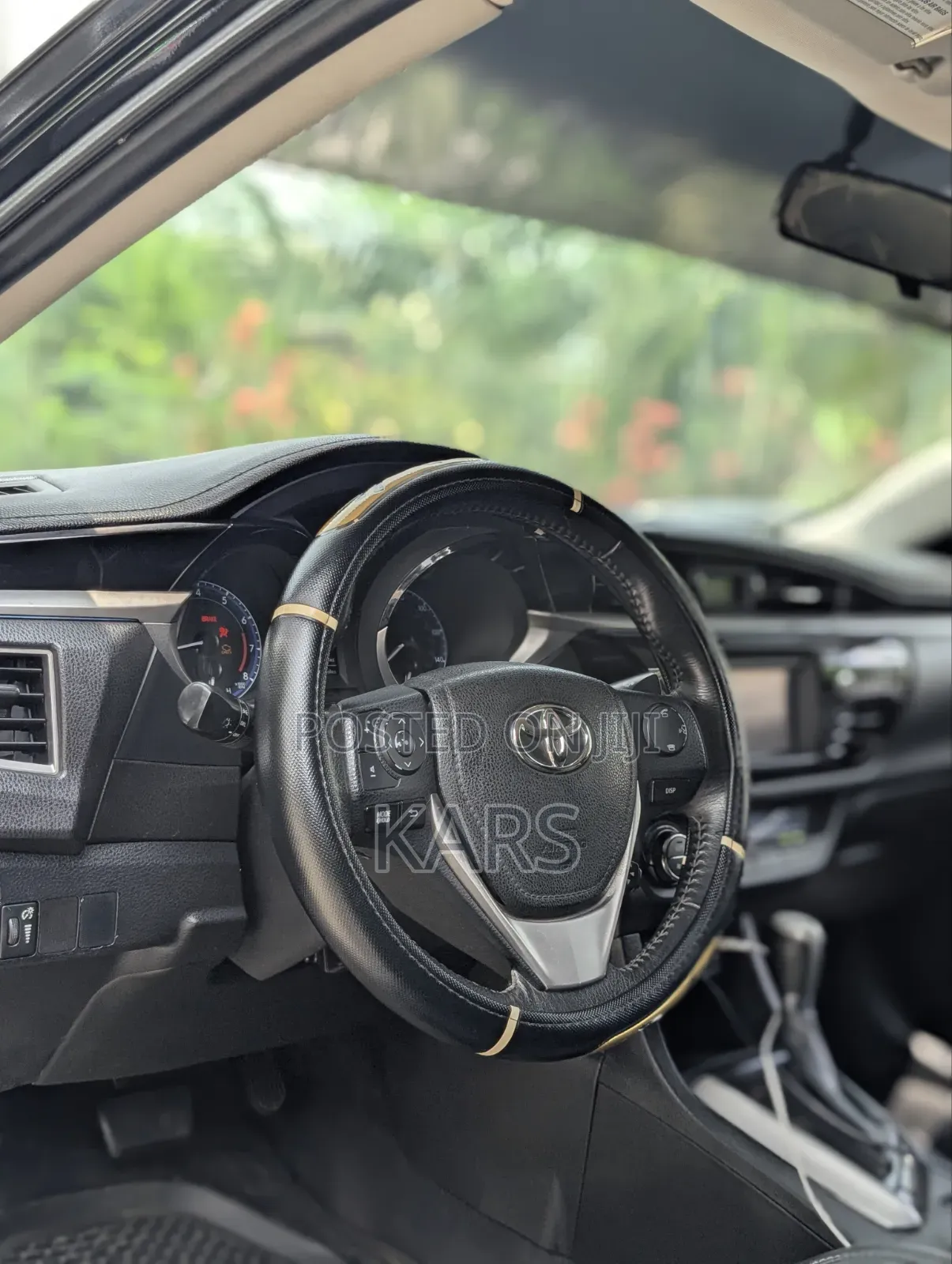 Toyota Corolla 2015 Black