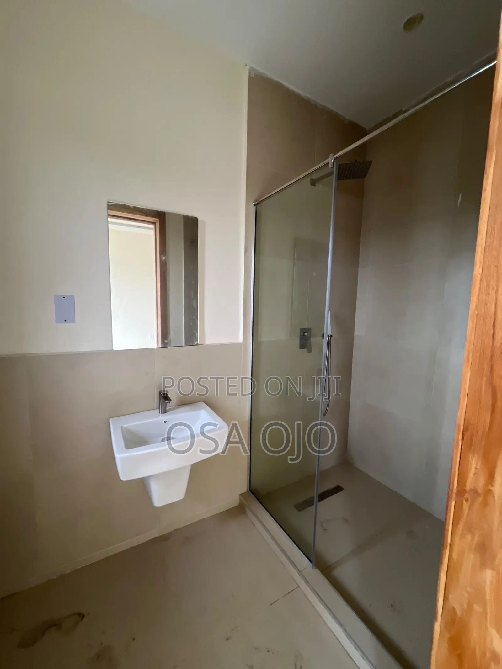 1bdrm Apartment in Kafsa Apartments, Adeola Odeku for rent