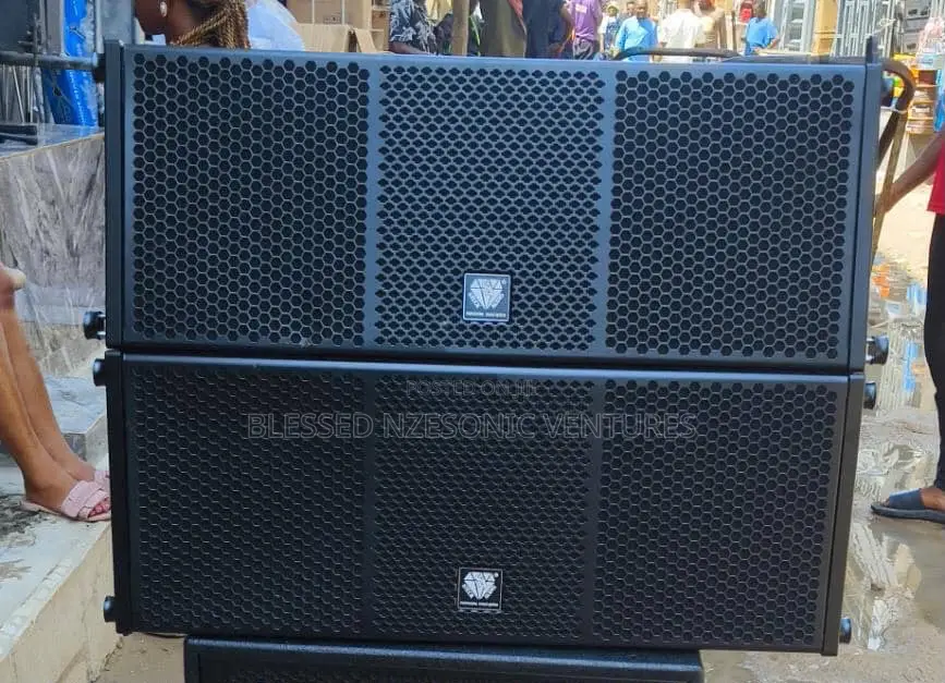 Line and Arrays Speakers