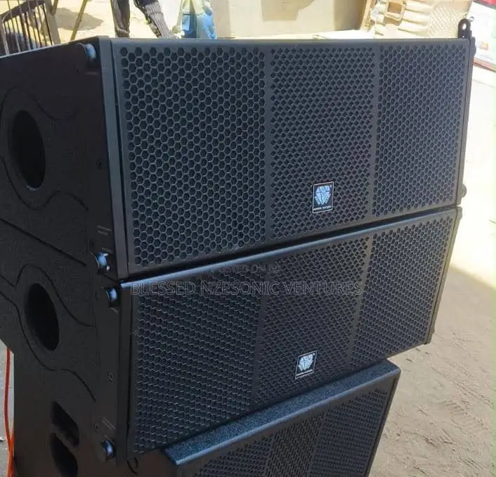 Line and Arrays Speakers