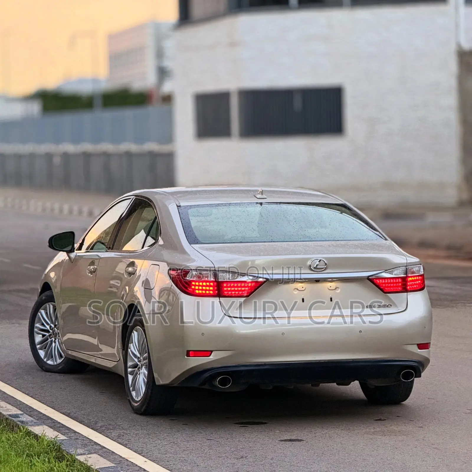 Lexus ES 350 FWD 2013 Gold